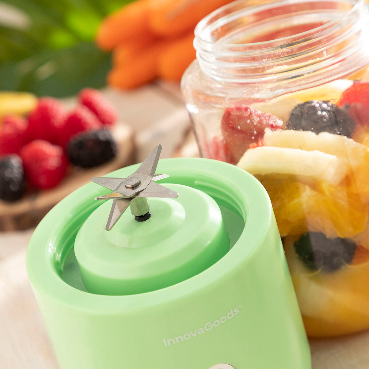 BlendMate™ – Portable Rechargeable Blender Bottle