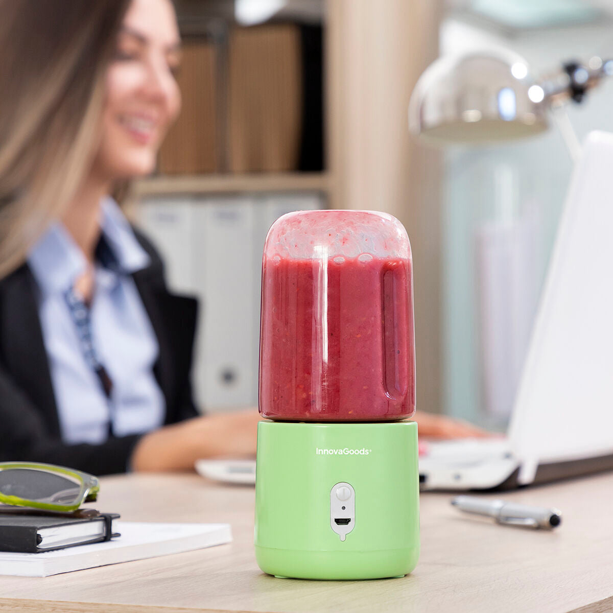 BlendMate™ – Portable Rechargeable Blender Bottle