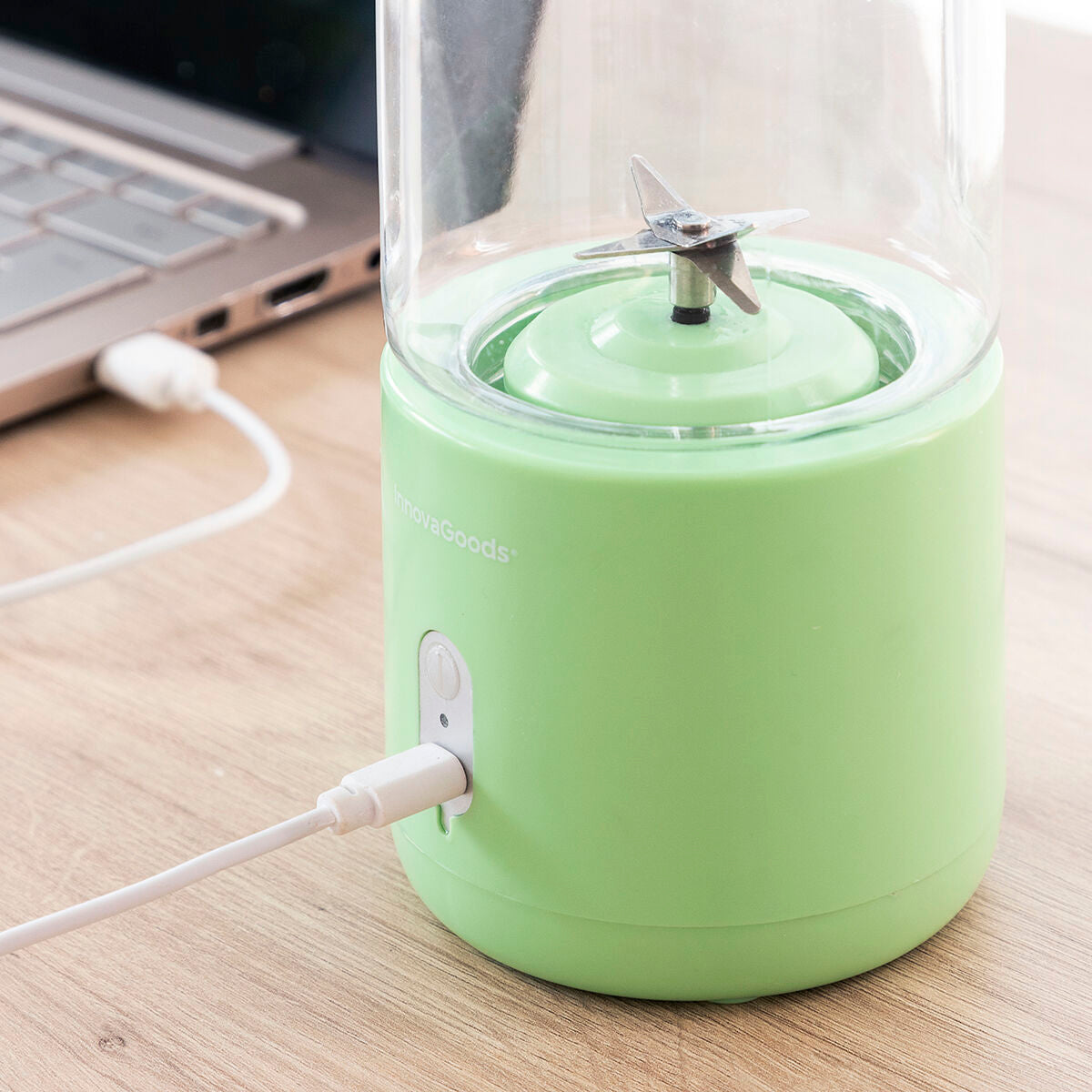 BlendMate™ – Portable Rechargeable Blender Bottle